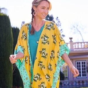 Matilda Jane What a Catch Kimono Yellow Blue Floral Women's Size Medium / Large